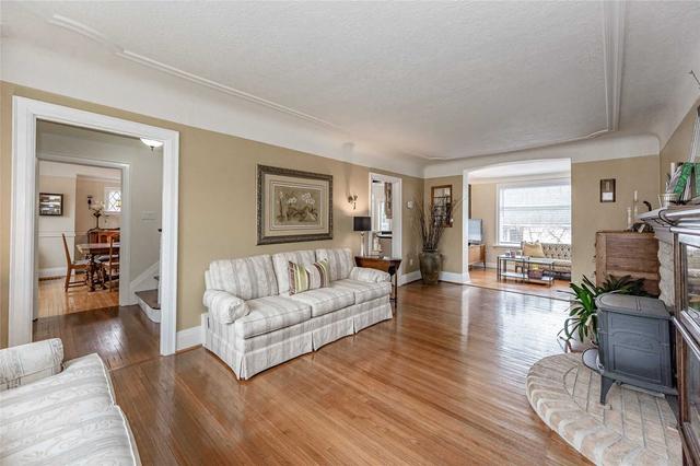 1050 King Rd, House detached with 3 bedrooms, 3 bathrooms and 4 parking in Burlington ON | Image 38