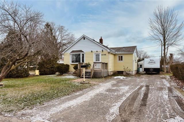 8798 Sodom Road, House detached with 2 bedrooms, 1 bathrooms and 7 parking in Niagara Falls ON | Image 1