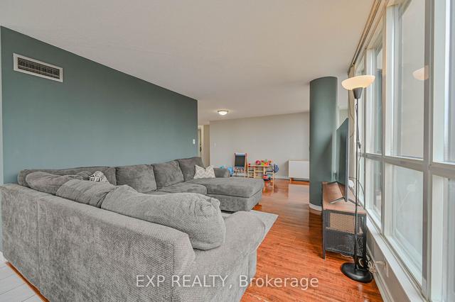 201 - 5 Rowntree Rd, Condo with 2 bedrooms, 2 bathrooms and 1 parking in Toronto ON | Image 4