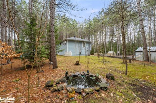 1673 Barry Line Road, House detached with 3 bedrooms, 2 bathrooms and 6 parking in Algonquin Highlands ON | Image 27