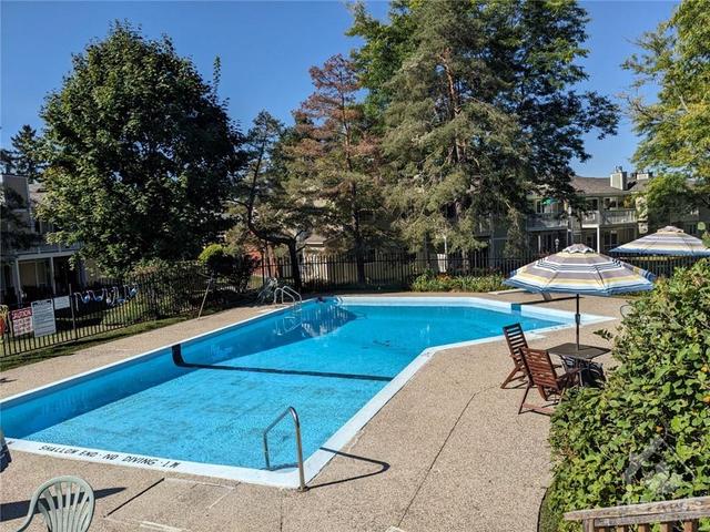 35 Stonehaven Drive, Condo with 2 bedrooms, 2 bathrooms and 2 parking in Ottawa ON | Image 30