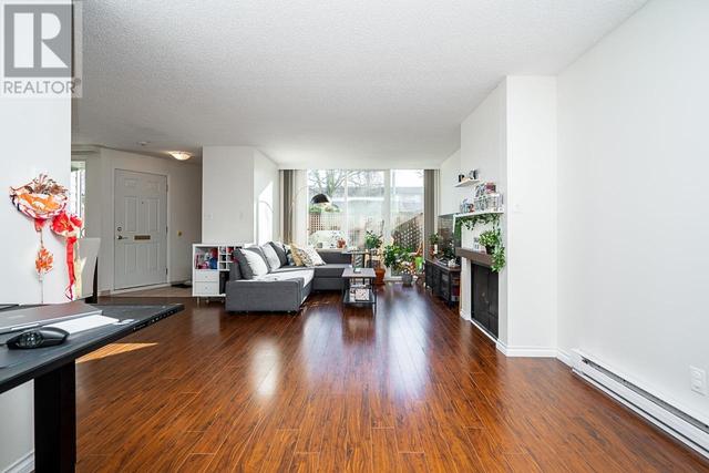 3913 Pender Street, House attached with 2 bedrooms, 2 bathrooms and 1 parking in Burnaby BC | Image 7