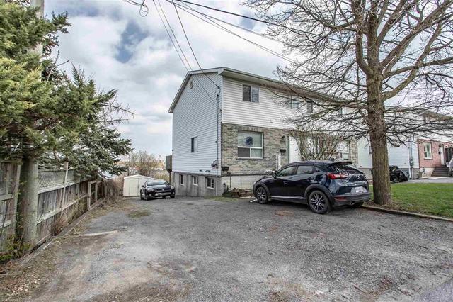 1069 Montreal Street, House semidetached with 3 bedrooms, 2 bathrooms and 4 parking in Kingston ON | Image 5