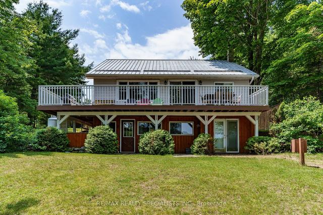 1060 Hammond Rd W, House detached with 3 bedrooms, 2 bathrooms and 6 parking in Lake of Bays ON | Image 7