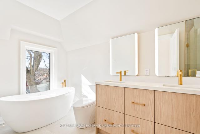 38 Kingdom St, House detached with 4 bedrooms, 5 bathrooms and 3 parking in Toronto ON | Image 7