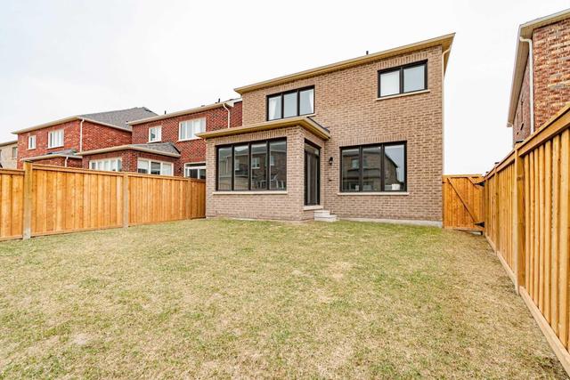 10 Mussle White Rd, House detached with 5 bedrooms, 4 bathrooms and 3 parking in Brampton ON | Image 27