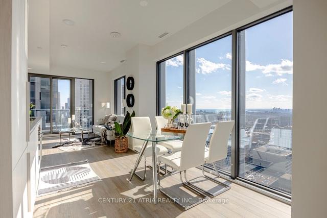 4003 - 8 Cumberland St, Condo with 2 bedrooms, 2 bathrooms and 1 parking in Toronto ON | Image 2