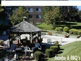 8351 Mclaughlin Rd, Condo with 1 bedrooms, 1 bathrooms and 1 parking in Brampton ON | Image 2