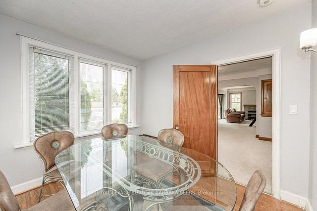 upper - 1045 Waterdown Rd, House detached with 2 bedrooms, 1 bathrooms and 7 parking in Burlington ON | Image 21