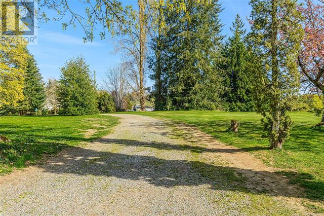 1490 Cowichan Bay Rd, House other with 3 bedrooms, 1 bathrooms and 3 parking in Cowichan Valley D BC | Image 20