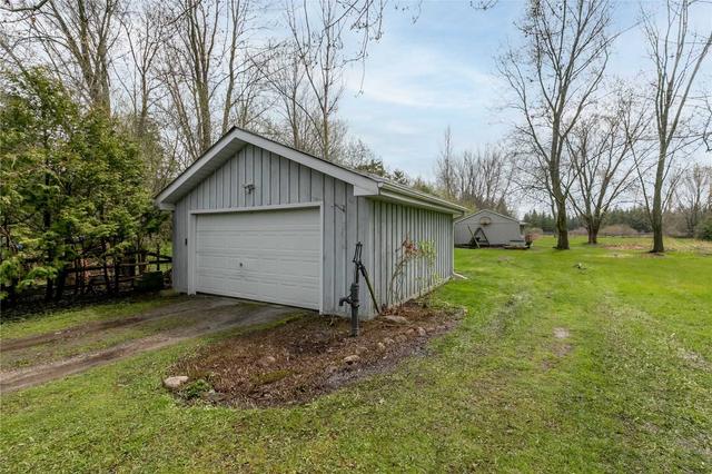1181 Ravenshoe Rd, House detached with 3 bedrooms, 2 bathrooms and 22 parking in East Gwillimbury ON | Image 24