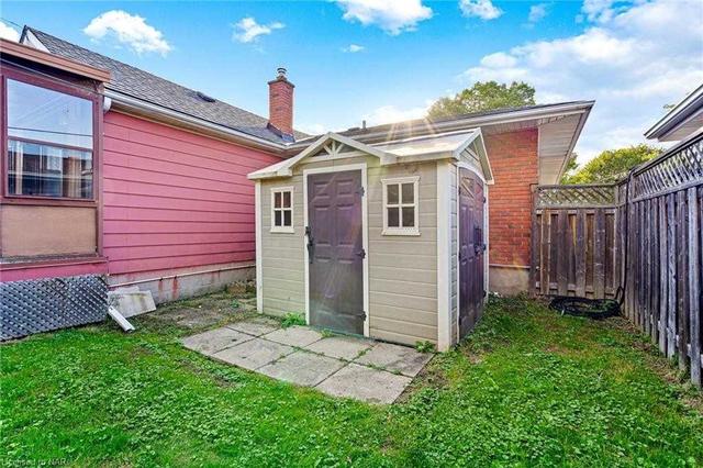 6 Howard Ave, House detached with 3 bedrooms, 2 bathrooms and 6 parking in St. Catharines ON | Image 26