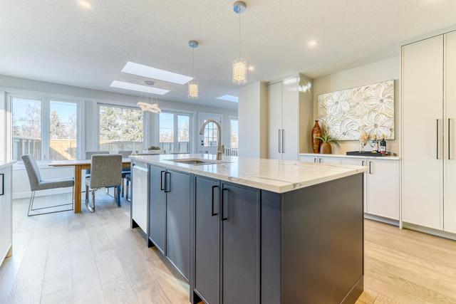 2832 Cedarbrae Drive Sw, House detached with 4 bedrooms, 3 bathrooms and 2 parking in Calgary AB | Image 9