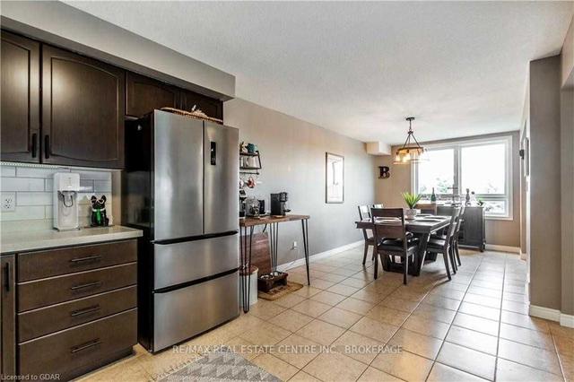 202 - 904 Paisley Rd, Townhouse with 2 bedrooms, 2 bathrooms and 1 parking in Guelph ON | Image 4