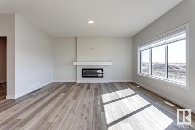 19033 20a Av Nw, House detached with 3 bedrooms, 2 bathrooms and 4 parking in Edmonton AB | Image 20