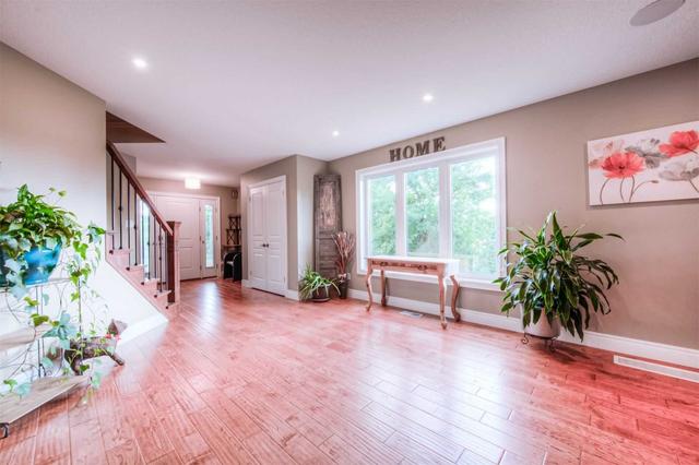 7562 Wellington 36 Rd, House detached with 4 bedrooms, 4 bathrooms and 8 parking in Puslinch ON | Image 11