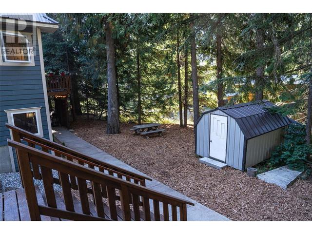 3297 Back Road Road, House detached with 4 bedrooms, 3 bathrooms and 3 parking in Columbia Shuswap B BC | Image 6