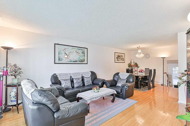 4 Knockbolt Cres, House detached with 4 bedrooms, 4 bathrooms and 5 parking in Toronto ON | Image 37