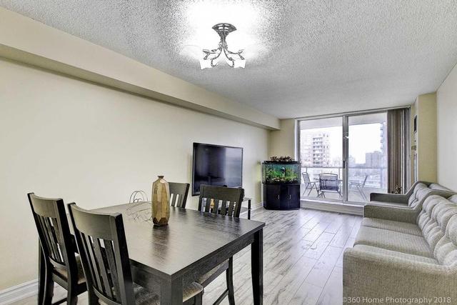 1210 - 430 Mclevin Ave, Condo with 2 bedrooms, 2 bathrooms and 1 parking in Toronto ON | Image 7