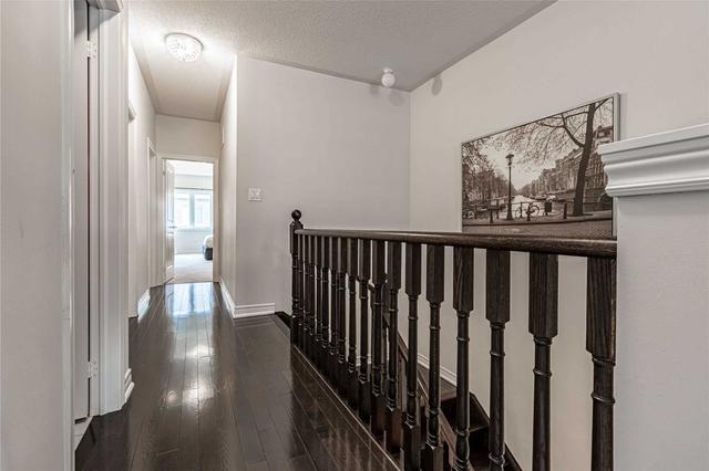 30 Goulston St, House attached with 3 bedrooms, 3 bathrooms and 3 parking in Brampton ON | Image 18