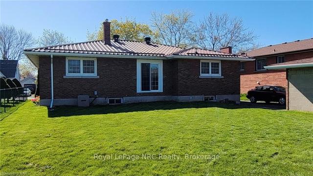 7 Hobson Ave, House detached with 4 bedrooms, 1 bathrooms and 4 parking in Welland ON | Image 20