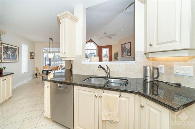 30 Silverthorn Court, House detached with 3 bedrooms, 3 bathrooms and 6 parking in Ottawa ON | Image 19