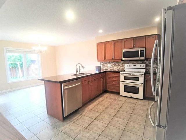 828 Brandenburg Blvd, House detached with 3 bedrooms, 4 bathrooms and 4 parking in Waterloo ON | Image 37