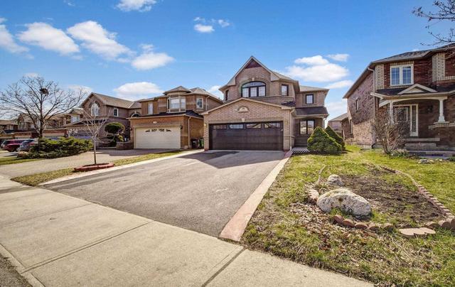 30 National Cres W, House detached with 3 bedrooms, 4 bathrooms and 4 parking in Brampton ON | Image 31