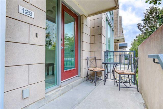 125 - 70 Absolute Ave, Townhouse with 2 bedrooms, 2 bathrooms and 1 parking in Mississauga ON | Image 3