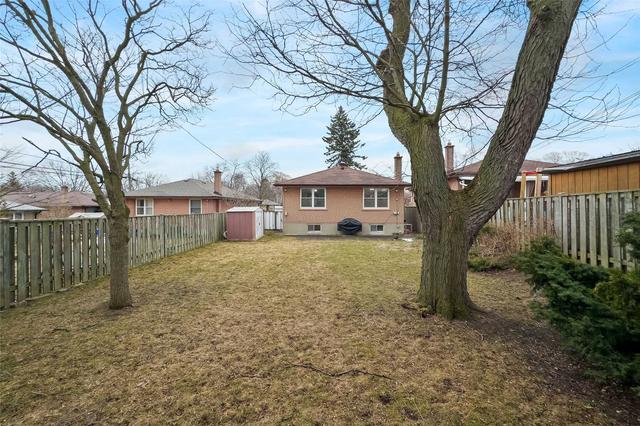 56 Amberdale Dr, House detached with 3 bedrooms, 2 bathrooms and 5 parking in Toronto ON | Image 27