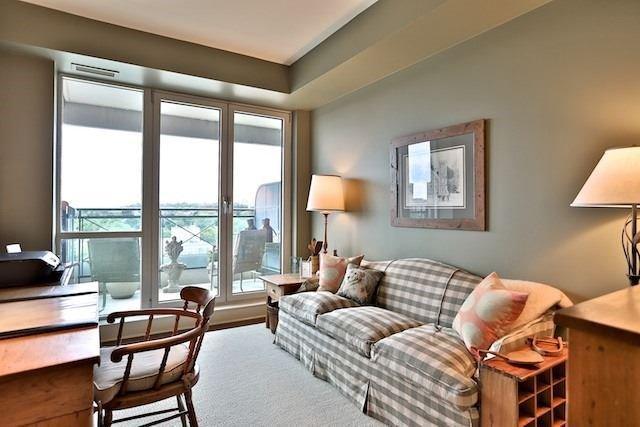 811 - 25 Scrivener Sq, Condo with 2 bedrooms, 3 bathrooms and 2 parking in Toronto ON | Image 11