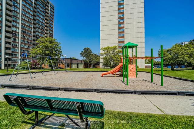 302 - 25 Silver Springs Blvd, Condo with 3 bedrooms, 2 bathrooms and 1 parking in Toronto ON | Image 36
