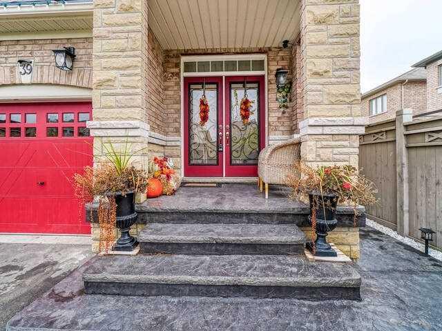 39 Lesabre Cres, House semidetached with 4 bedrooms, 4 bathrooms and 4 parking in Brampton ON | Image 23
