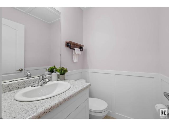 8303 12 Av Sw, House detached with 4 bedrooms, 3 bathrooms and 4 parking in Edmonton AB | Image 16