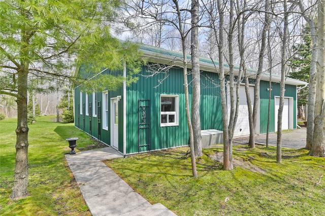 330 Gardenville Rd, House detached with 3 bedrooms, 2 bathrooms and 17 parking in Prince Edward County ON | Image 32