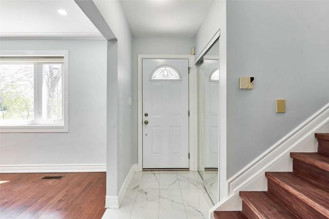 58 Colonial Ave, House detached with 4 bedrooms, 3 bathrooms and 5 parking in Toronto ON | Image 12
