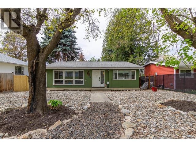 3400 Pleasant Valley Road, House detached with 3 bedrooms, 1 bathrooms and 3 parking in Vernon BC | Image 1