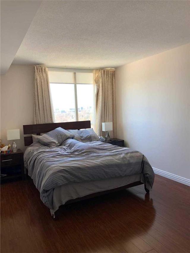 1702 - 101 Subway Cres, Condo with 2 bedrooms, 2 bathrooms and 1 parking in Toronto ON | Image 5