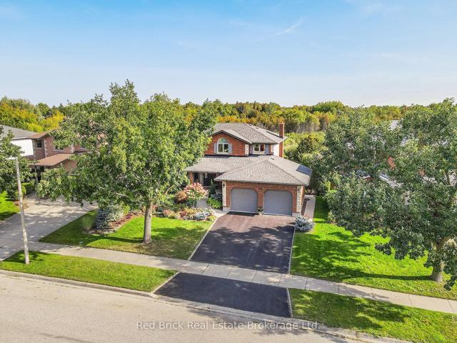 28 Bathgate Dr, House detached with 4 bedrooms, 4 bathrooms and 4 parking in Guelph ON | Image 12