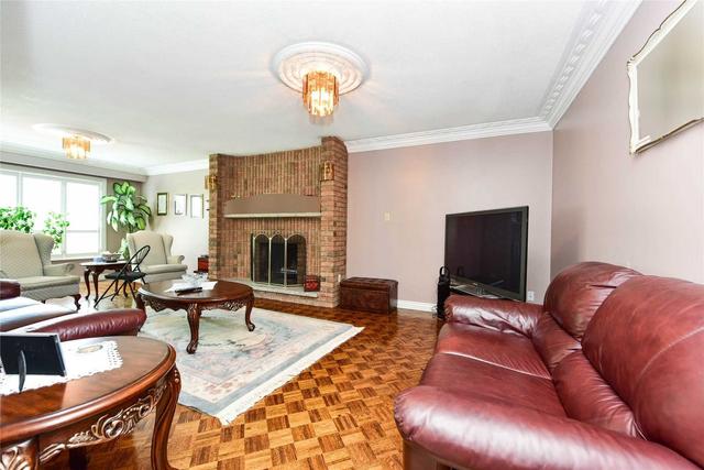 41 Yongehurst Rd, House detached with 4 bedrooms, 4 bathrooms and 8 parking in Richmond Hill ON | Image 14