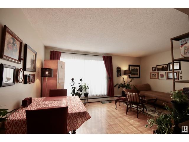 301 - 10415 93 St Nw, Condo with 2 bedrooms, 1 bathrooms and null parking in Edmonton AB | Image 2