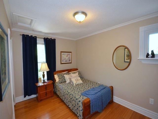 222 Mount Pleasant St, House detached with 4 bedrooms, 2 bathrooms and 8 parking in Brantford ON | Image 15