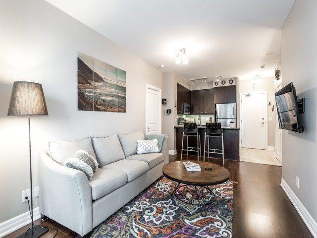 702 - 500 St Clair Ave W, Condo with 2 bedrooms, 2 bathrooms and 1 parking in Toronto ON | Image 7