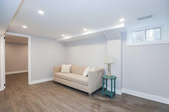 81 West 32nd St, House detached with 3 bedrooms, 3 bathrooms and 3 parking in Hamilton ON | Image 15