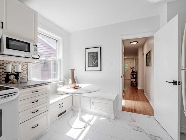 71 Garden Ave, House detached with 5 bedrooms, 2 bathrooms and 2 parking in Toronto ON | Image 24