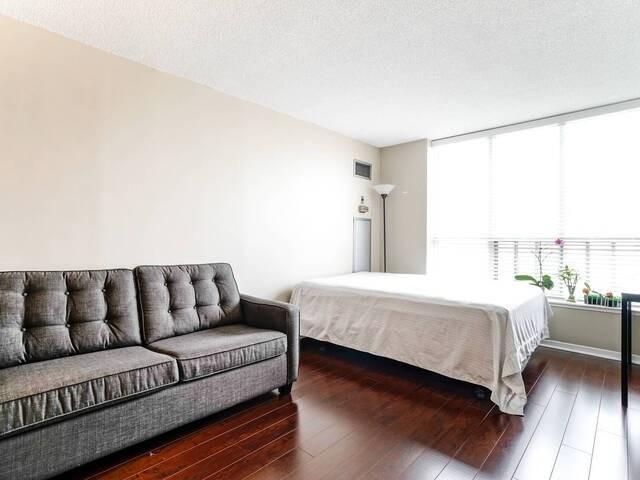 1107 - 21 Overlea Blvd, Condo with 1 bedrooms, 1 bathrooms and 1 parking in Toronto ON | Image 21