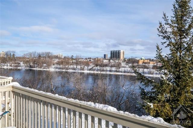 81 Robinson Avenue, Townhouse with 2 bedrooms, 4 bathrooms and 2 parking in Ottawa ON | Image 20
