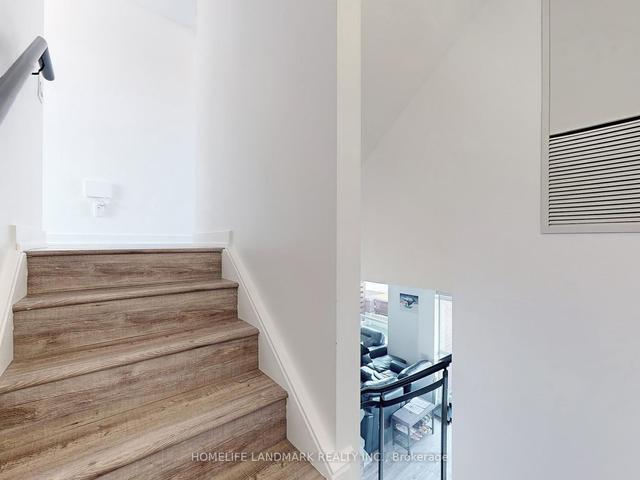 th6 - 25 Singer Crt, Townhouse with 3 bedrooms, 3 bathrooms and 1 parking in Toronto ON | Image 11