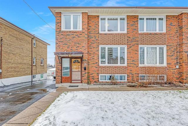 830 Danforth Rd, House semidetached with 3 bedrooms, 2 bathrooms and 5 parking in Toronto ON | Image 12