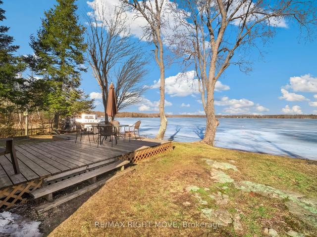 6185 Rama Dalton Boundary Rd, House detached with 2 bedrooms, 1 bathrooms and 30 parking in Kawartha Lakes ON | Image 10